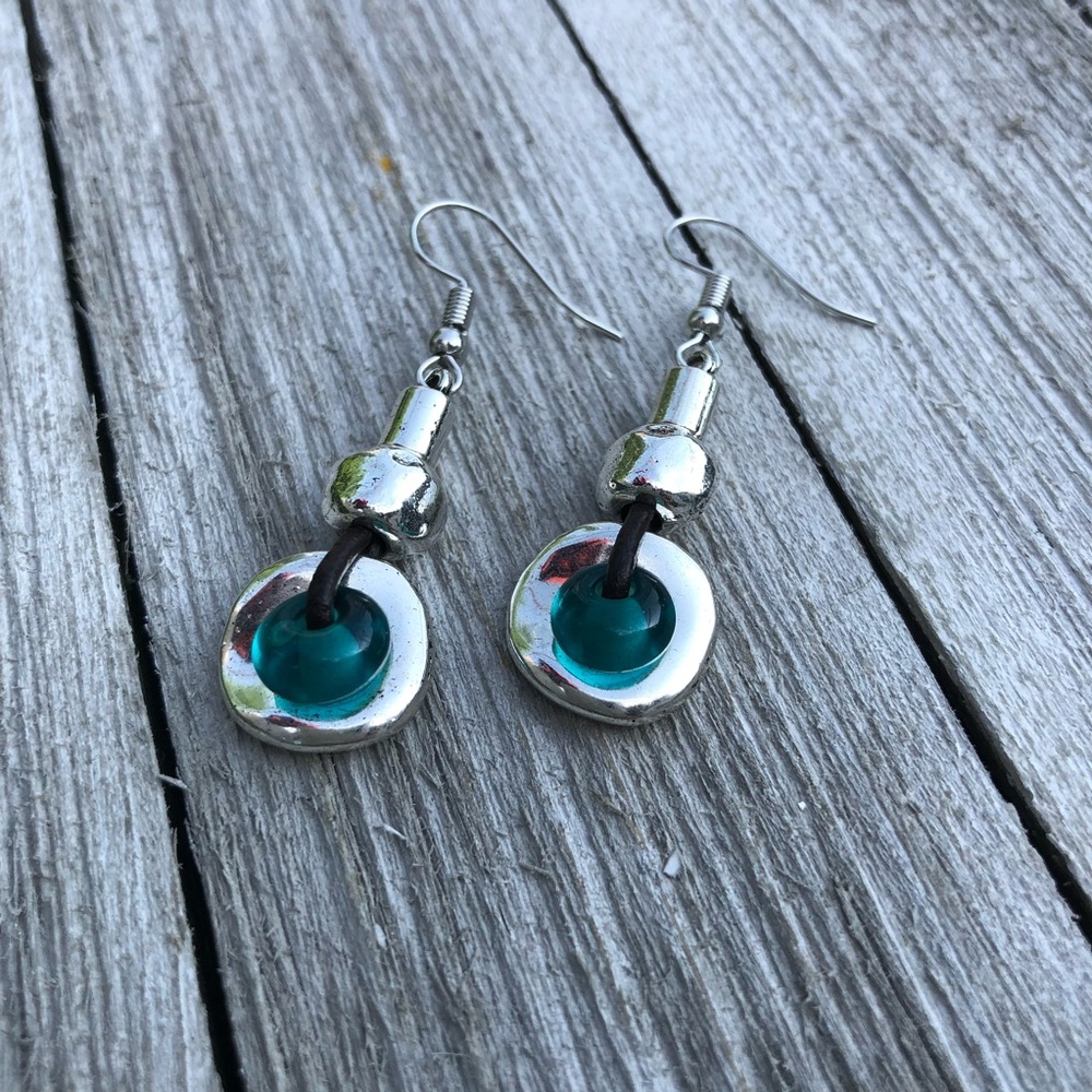 Women’s bohemian surf earrings